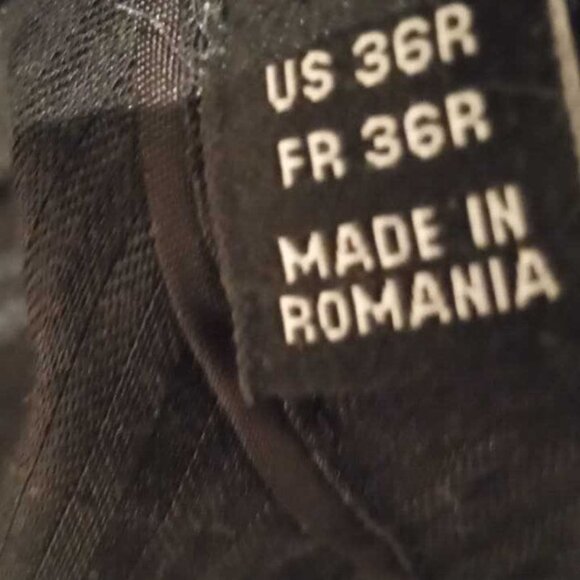 2 suits for the price of 1 [Read details] - Picture 7 of 15